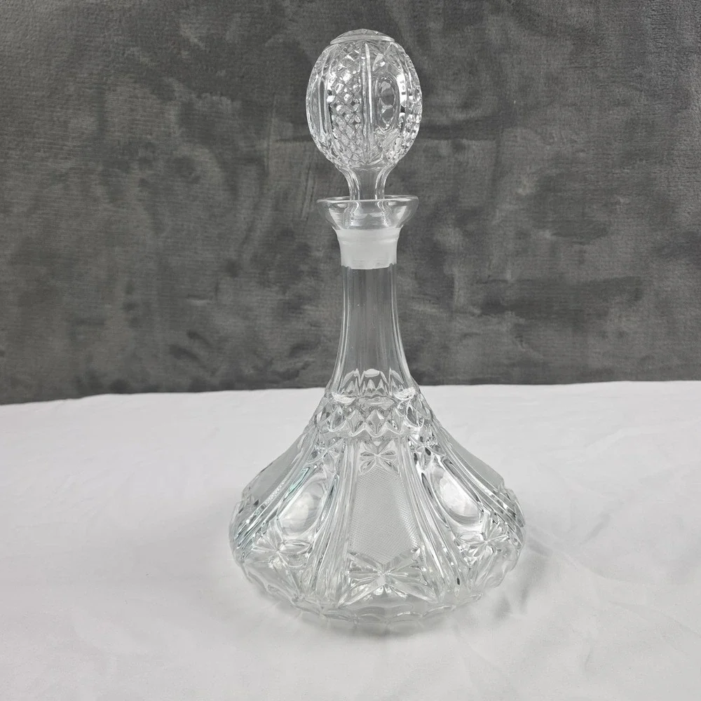Vintage 9 Inch Etched Glass Decanter‎